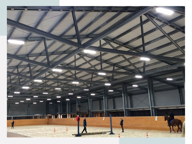 Строительство конных манежей от 607 руб в Майкоп