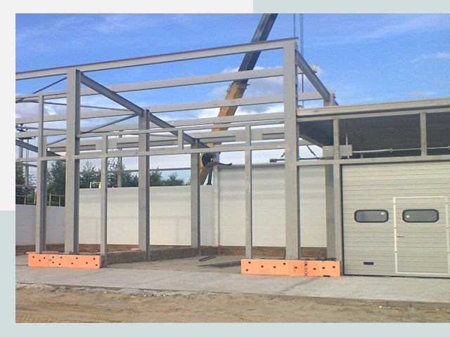 Строительство автосервисов от СтальСтрой-Мкп по цене 607 руб.