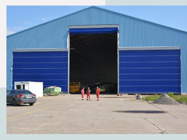 Ангарные ворота в Майкоп от СтальСтрой-Мкп по цене 607 руб.