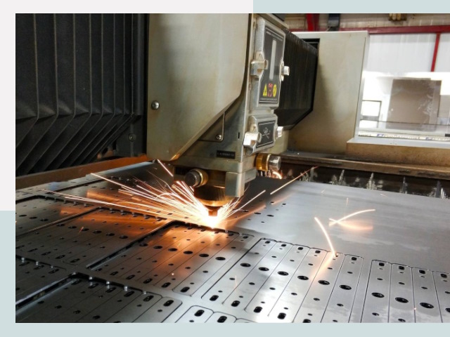 Лазерная резка металла в Майкопе от 607 руб.